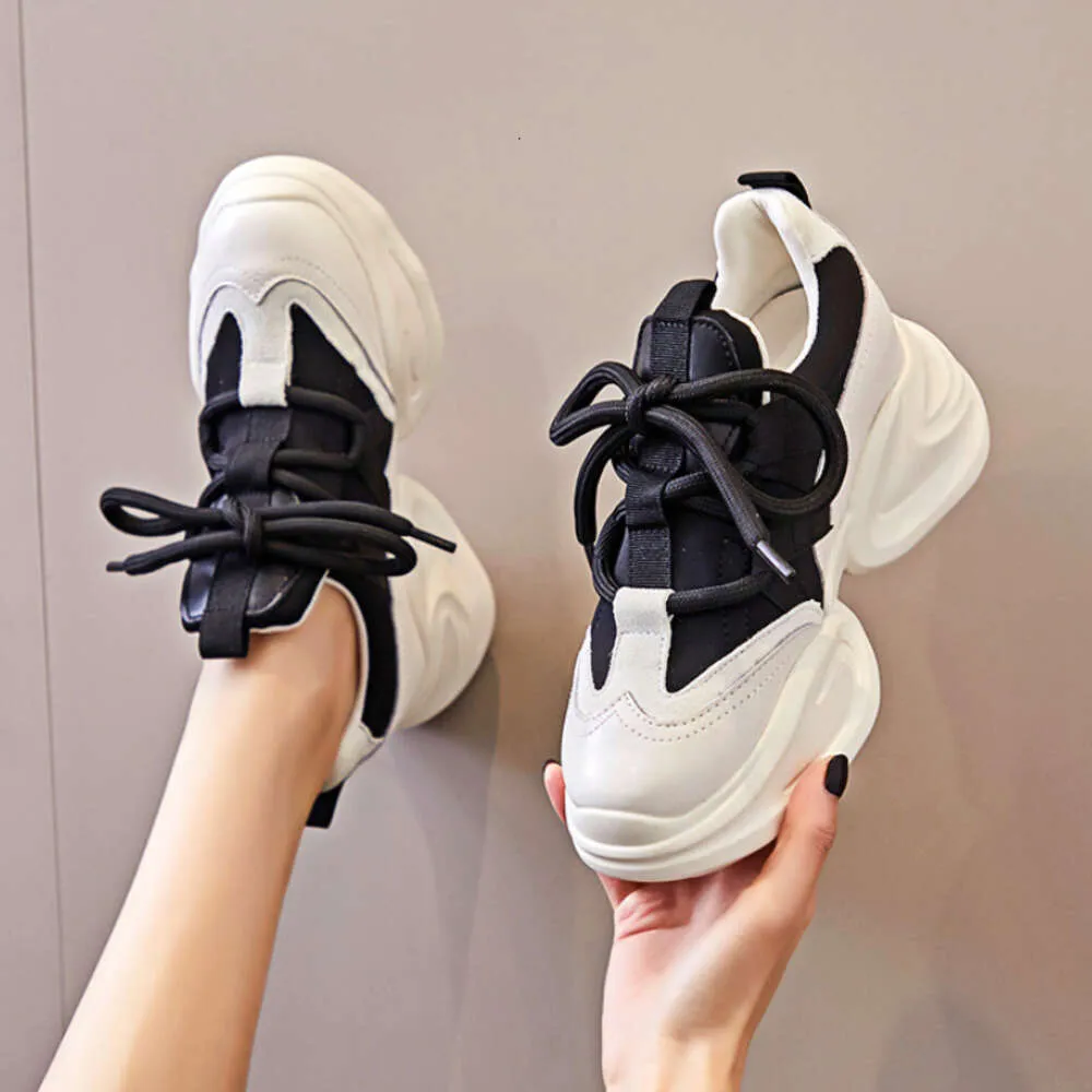 Платформа дышащие световые кроссовки для женщин 2023 Увеличьте 8 см. Случайные женские туфли Zapatillas de Mujer