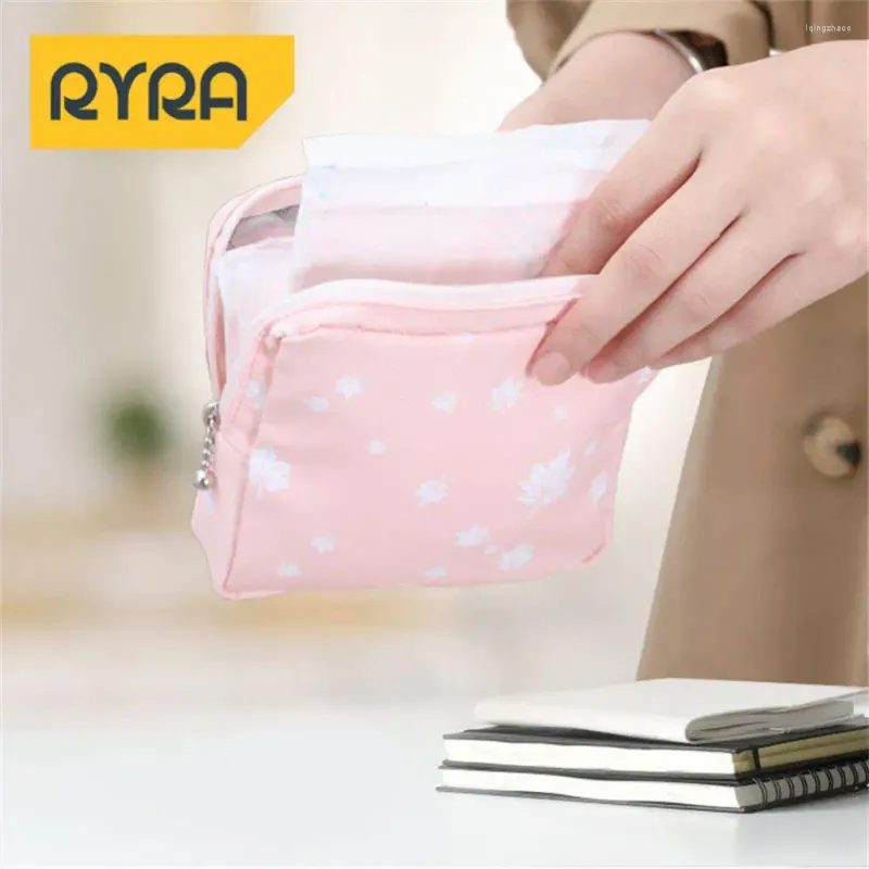 Sacs de rangement Sanitary Pad Pouch Cosmetic Sac Tampon Cartoon Match Coin Money Carte mignon Roupstick pour femmes