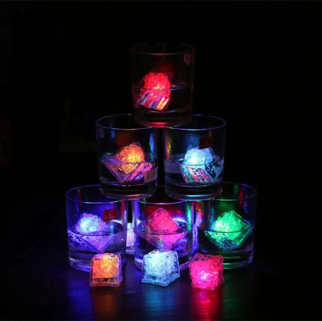 Mini Luzes de Partidos LEDs Cubos de gelo LED de cor de partido LED Cubos de gelo brilhando piscando no romance de festas de festas 298 R25343988