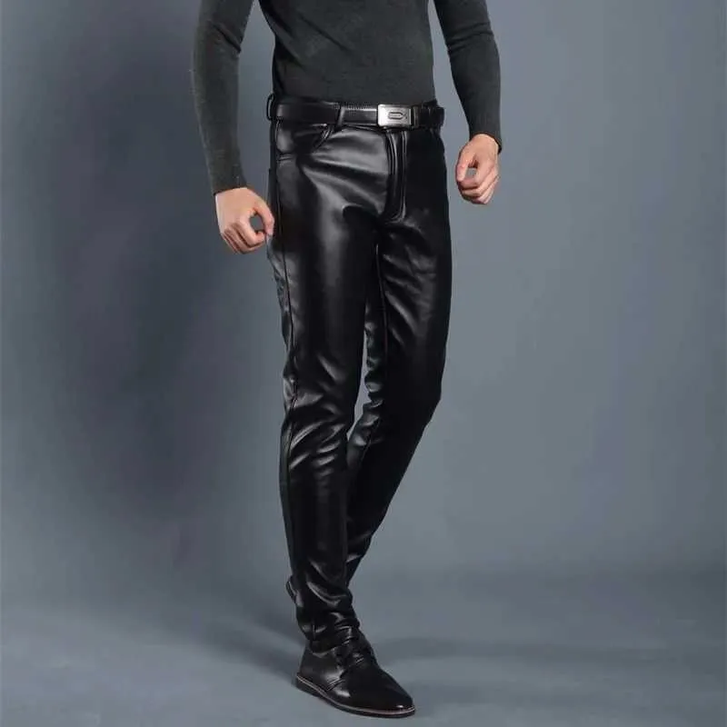 Pantalon pour hommes pantalon en cuir masque longs jambes noir solide artificiel en cuir artificiel jeans masculine pantalon serré fashion coréen slim fit pantalon serré motorcyclel2405