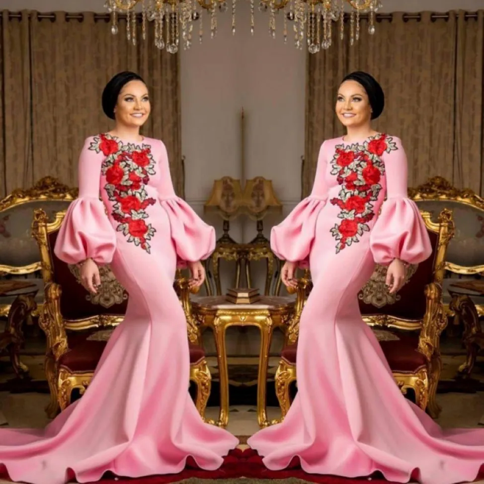 Saoedi -Arabisch roze prom -jurken 2018 borduurbloemen Satijnen zeemeermin avondjurken trompet mouwen sweep trein vrouwen formele feestvesti 222i