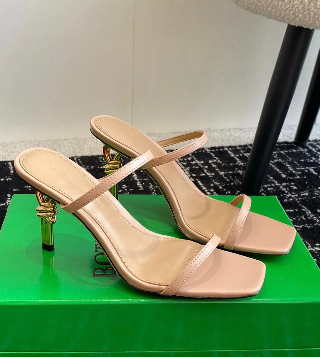 Summerskie kobiety luksusowe sandały nękowe buty cielę skórzane muły nagi złoto srebrny biały czarny czarny stóp do palców wysokie obcasy seksowne dama spacery EU35-43
