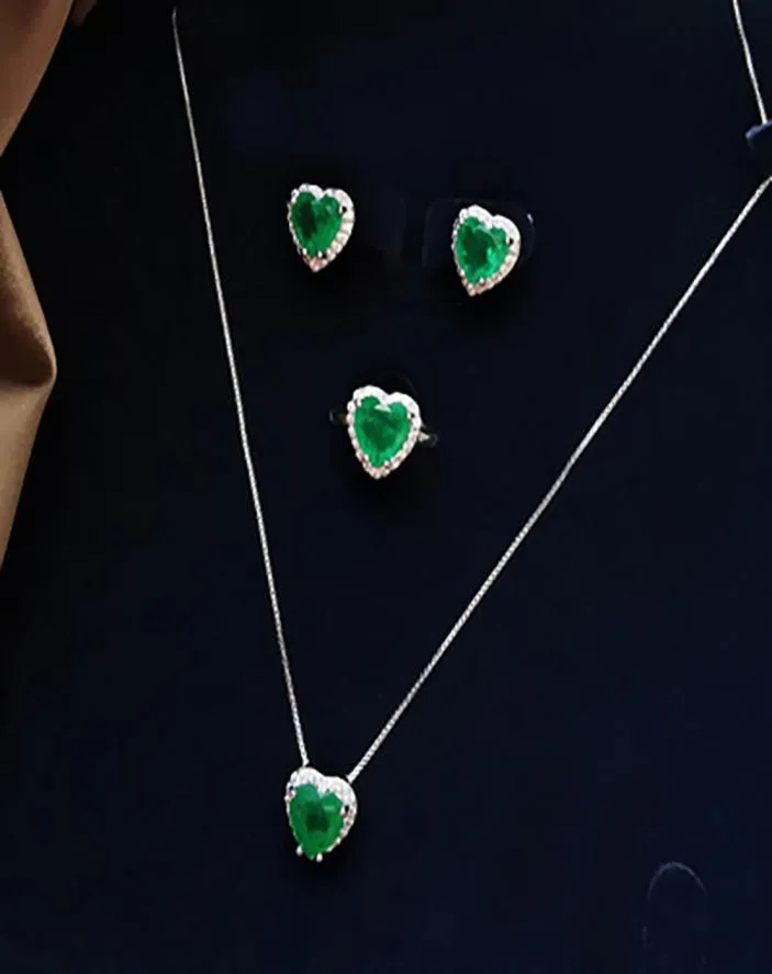 Ankunft Sterling Silber 925 Schmuck Set Emerald Edelstein Naturstein Halskleashälfte Hochzeitsvergütung Jewellery5149864