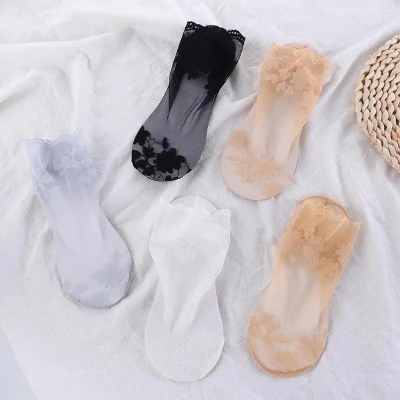 Women Socks Leaves Lace Boat Transparent Cotton Invisible Shallow Mouth Summer Female Hollow Non-slip