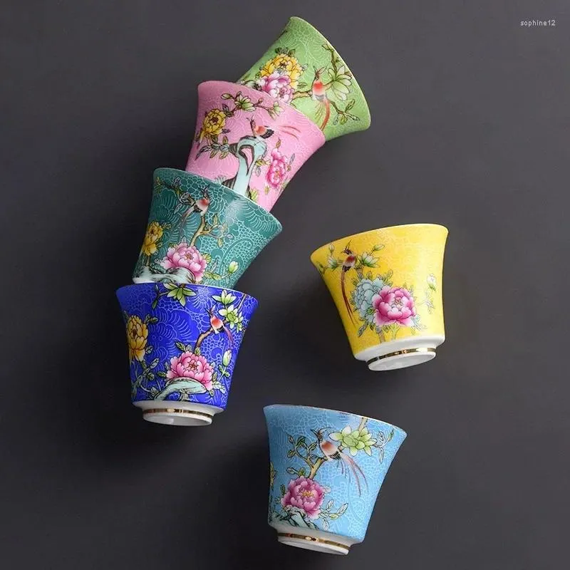 Teewaren -Sets 4pcs/Set Jingdezhen Exquisite Keramik Teetasse Hand bemalt Blumen und Vögel Emaille Tee Set Reisen tragbare Schüssel Master Tasse