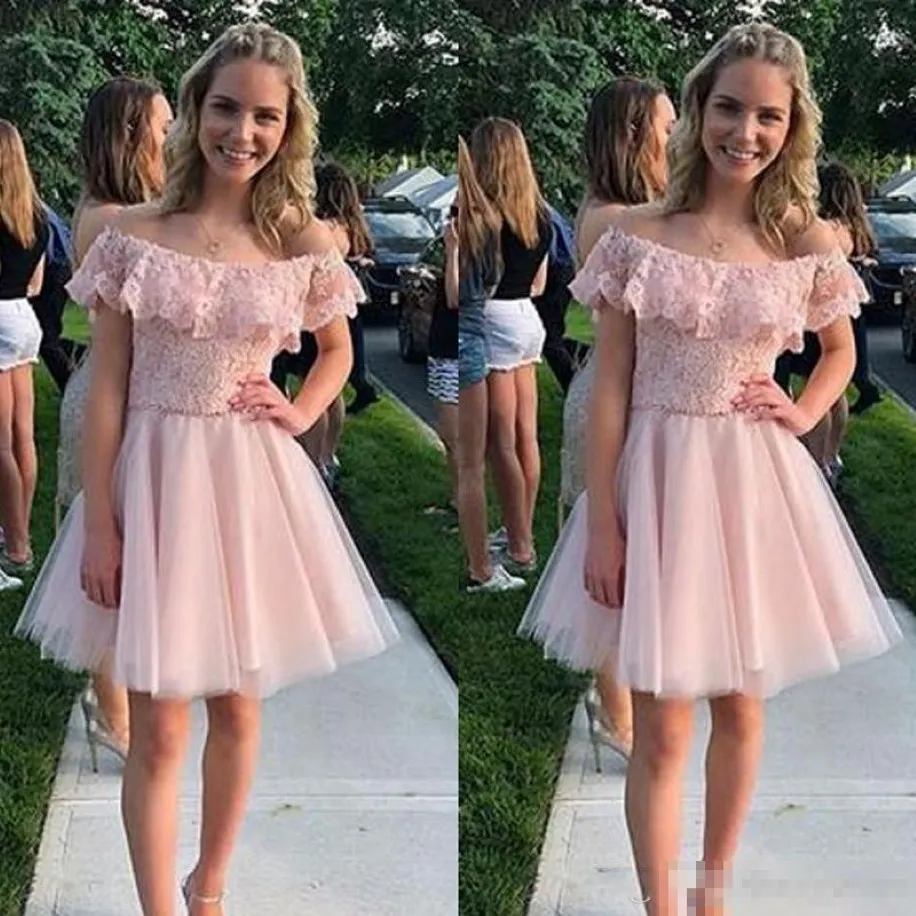 Robes de retour rose hors de la dentelle épaule volant tulle court mini-cocktails sur mesure