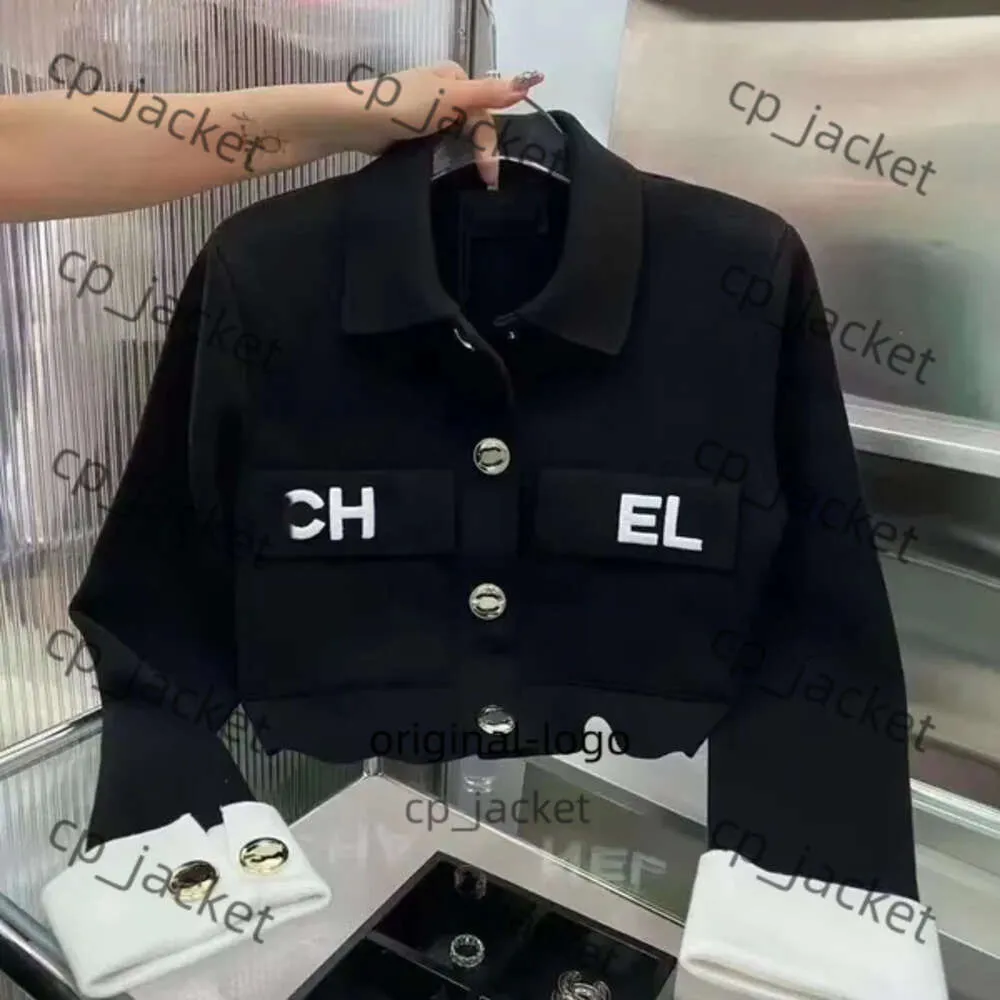 Chanels Jacket Designer Jacket Women Women Coats de luxo Designer feminino Cardigan Outerwear preto Branco de manga comprida Moda de alta qualidade Chanells Casaco de bolso do peito F5bc