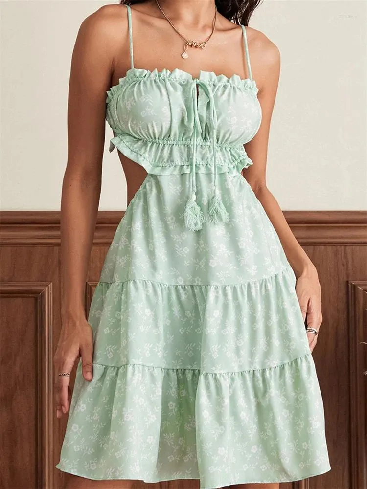 fitted lace wedding dress Amazon.com: Vintage Polka Dots Dress for Women, 1950s Sleeveless Halter  Neck Rockabilly Swing Dress Hepburn Style Retro Cocktail Tea Party Picnic  Pinup Summer Dresses Green-Big dots S : Clothing, Shoes & Jewelry