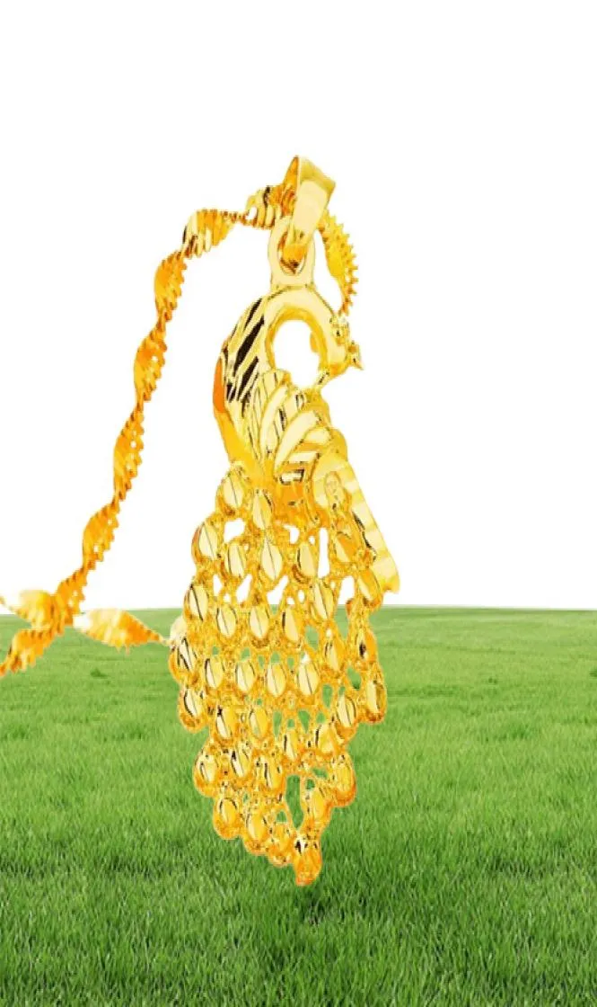 Påfågelformad charmhänge kedja 18K gul guldfyllda flickor kvinnor hänge halsband vacker gåva droppe 2577312