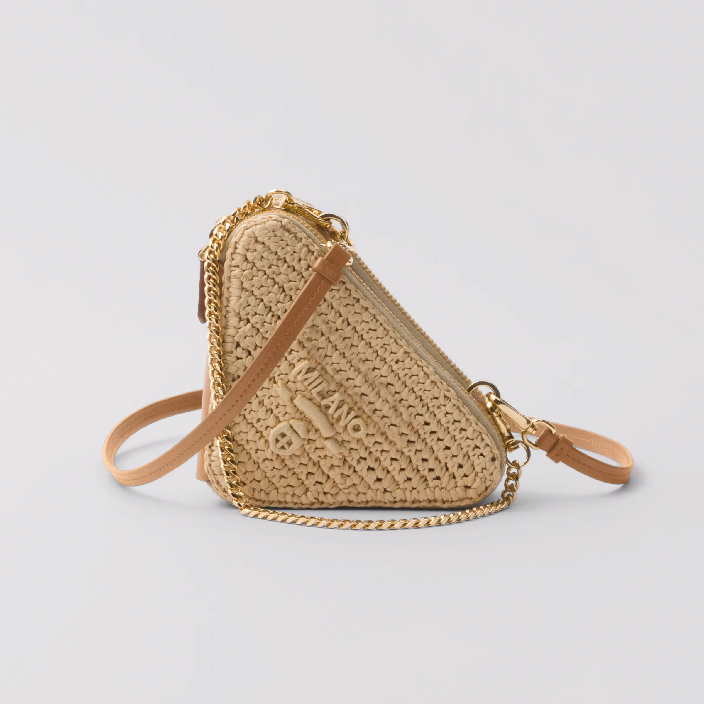 Crochet mini-pouch Designer Bag The emblematic triangle The accessory with a convenient ed elegant adjustable and detachable leather shoulder strap VR