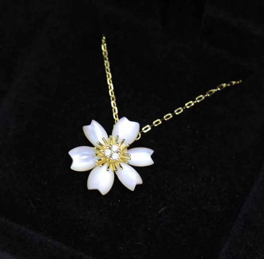 Topp berömda varumärken Pure 925 Sterling Silver Shell Flower Necklace For Women 18K Gold Color Fine Jewelry Europe Design Gift 20226491814