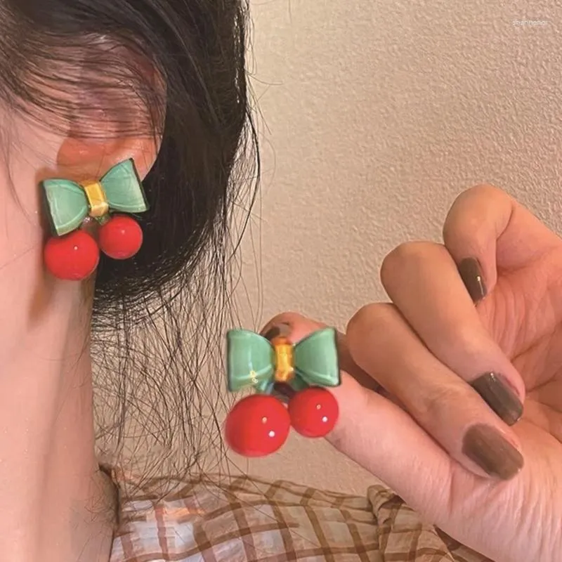 Stud -oorbellen rode kersendruppel voor vrouwen zoete fruit hanger vrouwelijke student bengelen oor sieraden geschenken