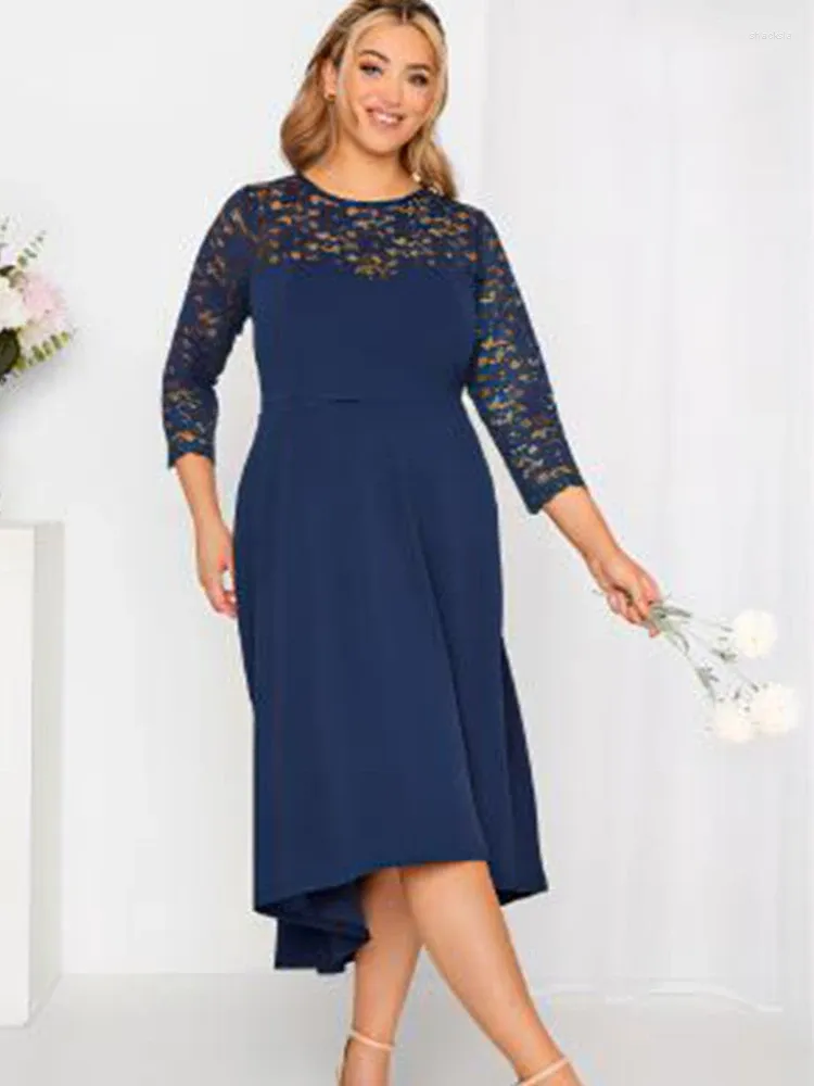 Robes de fête Robe élégante pour la demi-manche plus taille plus taille bleu marine en mousseline de couche V-cou-longue de longueur plissée décontractée