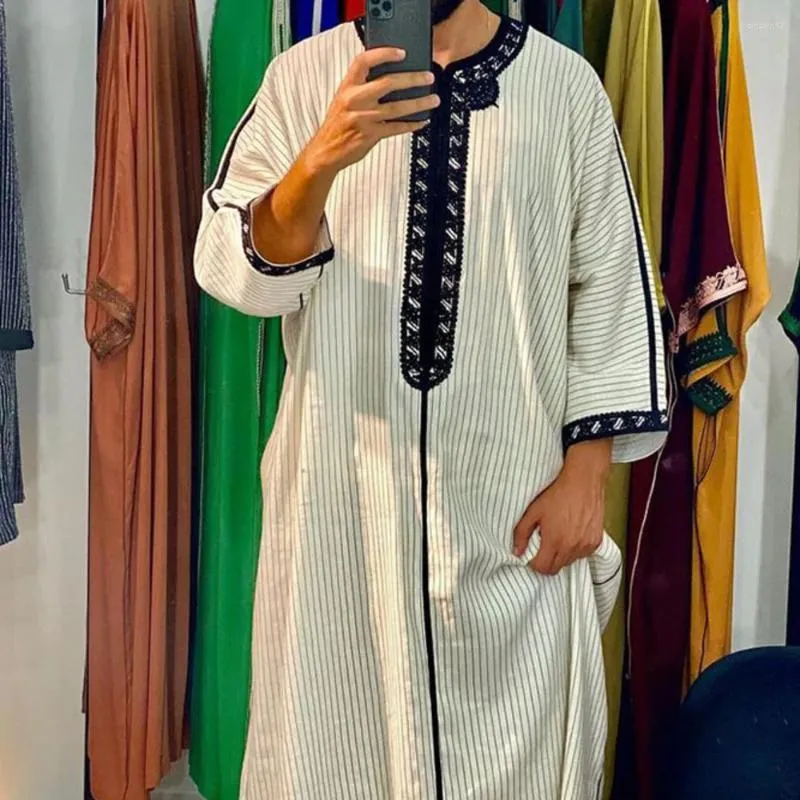 Etnische kleding Ethische stijl Mannen Lang verwikkeld Leisure Museum Robe Abaya Homme Musulman Islam Kaftan Arabische kleding Moslim gedrukt