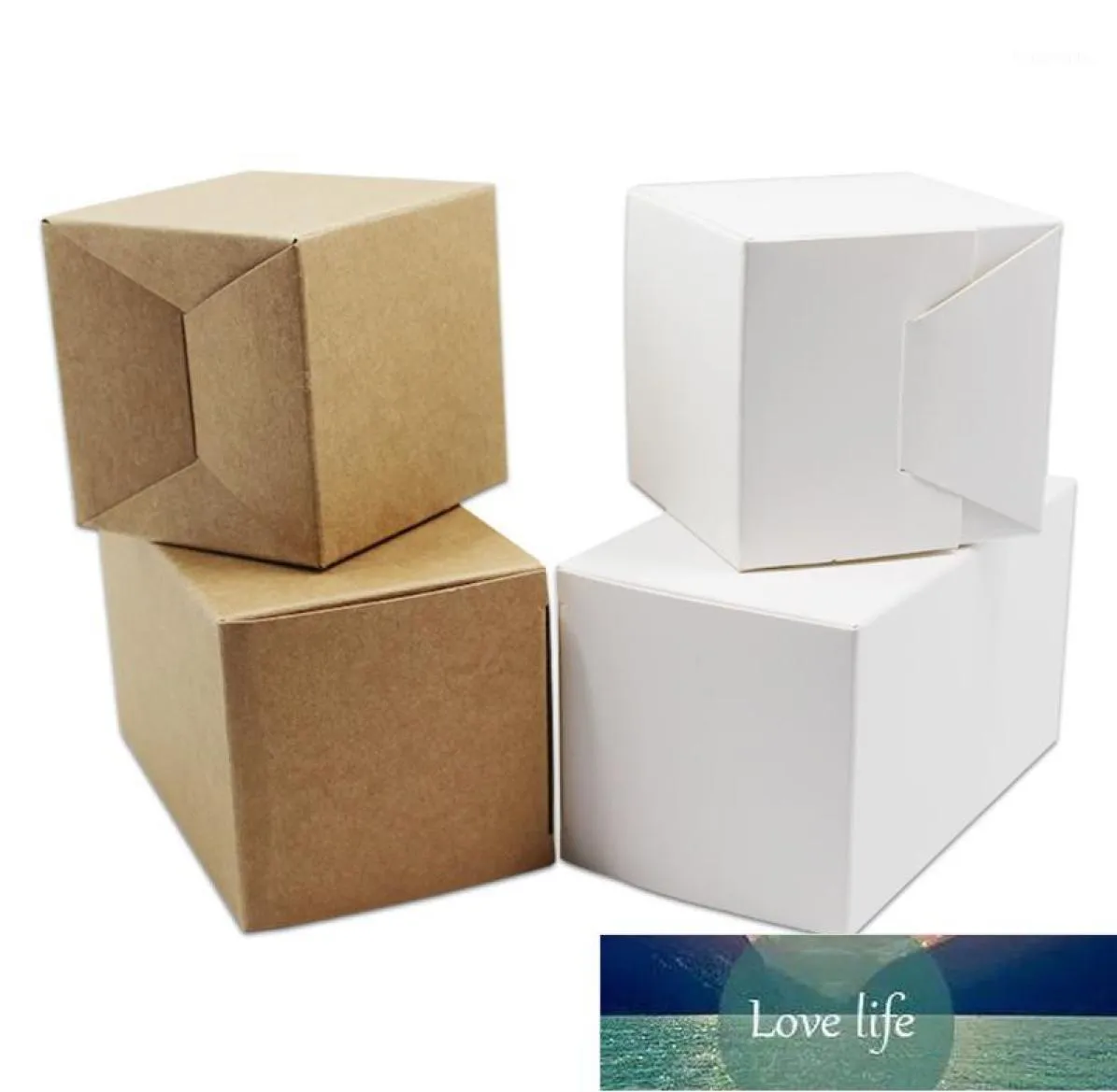 50pcs 5x5x5cm квадратная бумага Kraft White Gift Box Маленькая картонная картонная картонная упаковка конфеты.