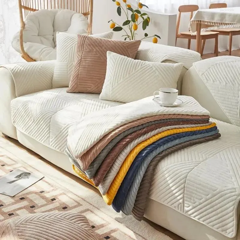 Stol täcker vinter förtjockad plysch soffa matta dammsäker anti glid täckning fast färg geometriska ränder soffa kudde sutur