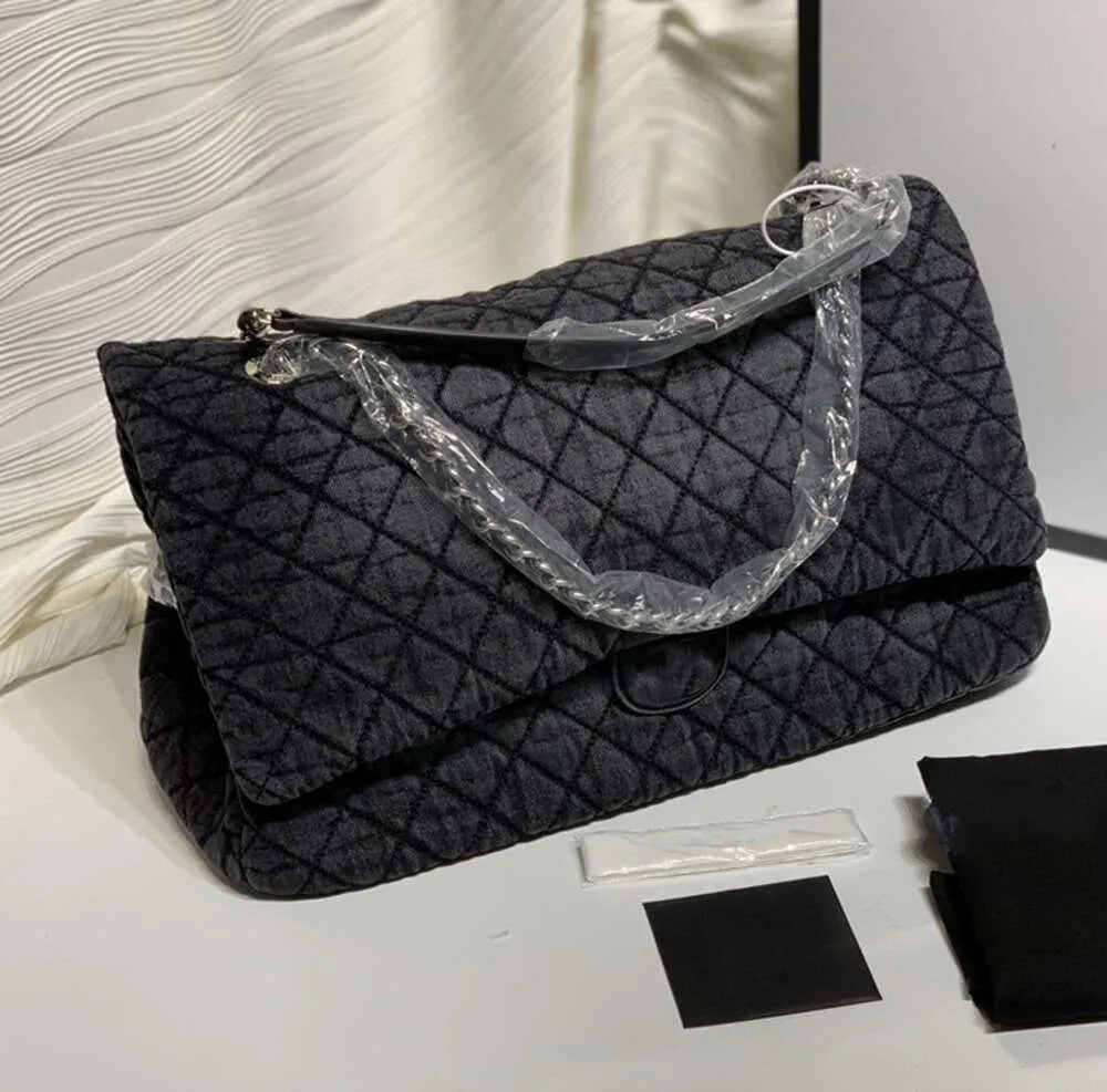 24 PackDenim Shoulder Bags Oversized Quilted Crossbody Handbags Wholesale Maxi Flap Purses for Women s Street Fashion