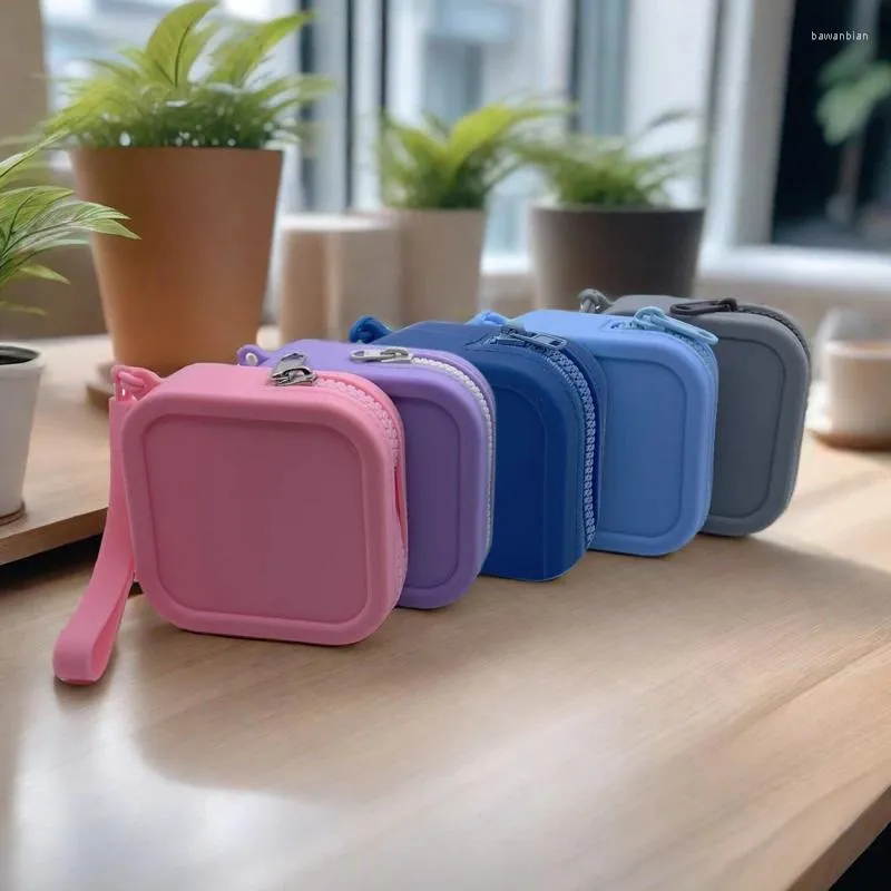 Bolsas de almacenamiento Silicone Square Coin Purso Aurel de auriculares Bolsas para mujeres Portable Lipstalco Cosmético Pequeño Pequeño Artículo Simple