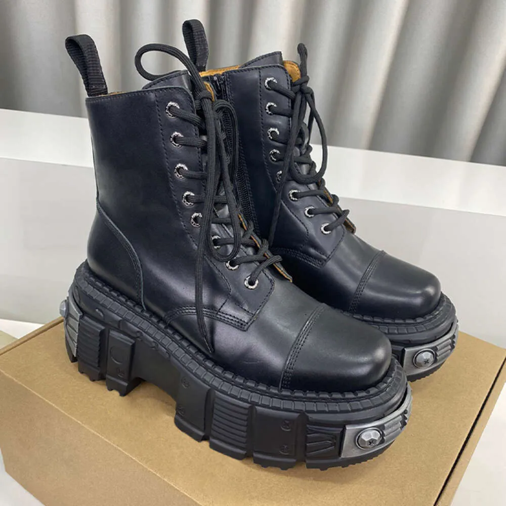 New Rock Women Ankle Boot Leather Sneakers Sneakers Platform Boots Punk in stile Punk Decorazione in metallo con sneaker con lacci ad effetti angosciati 566