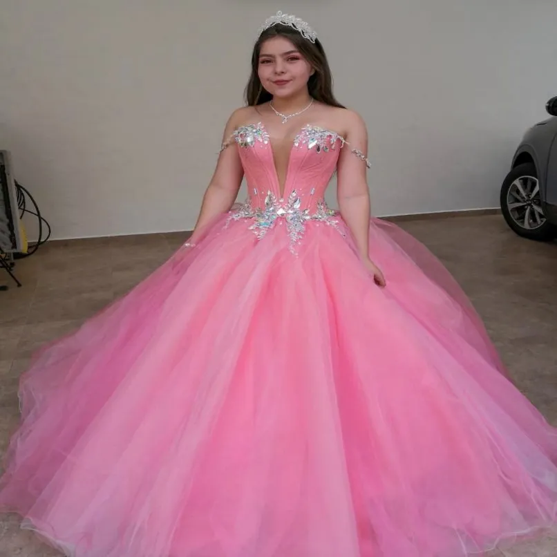 Pink 2021 Msquerade Ball Gown Quinceanera Dresses Pricess with Off the shoulder Tulle Prom sweet 16 Dress Birthday Party Attire 259y