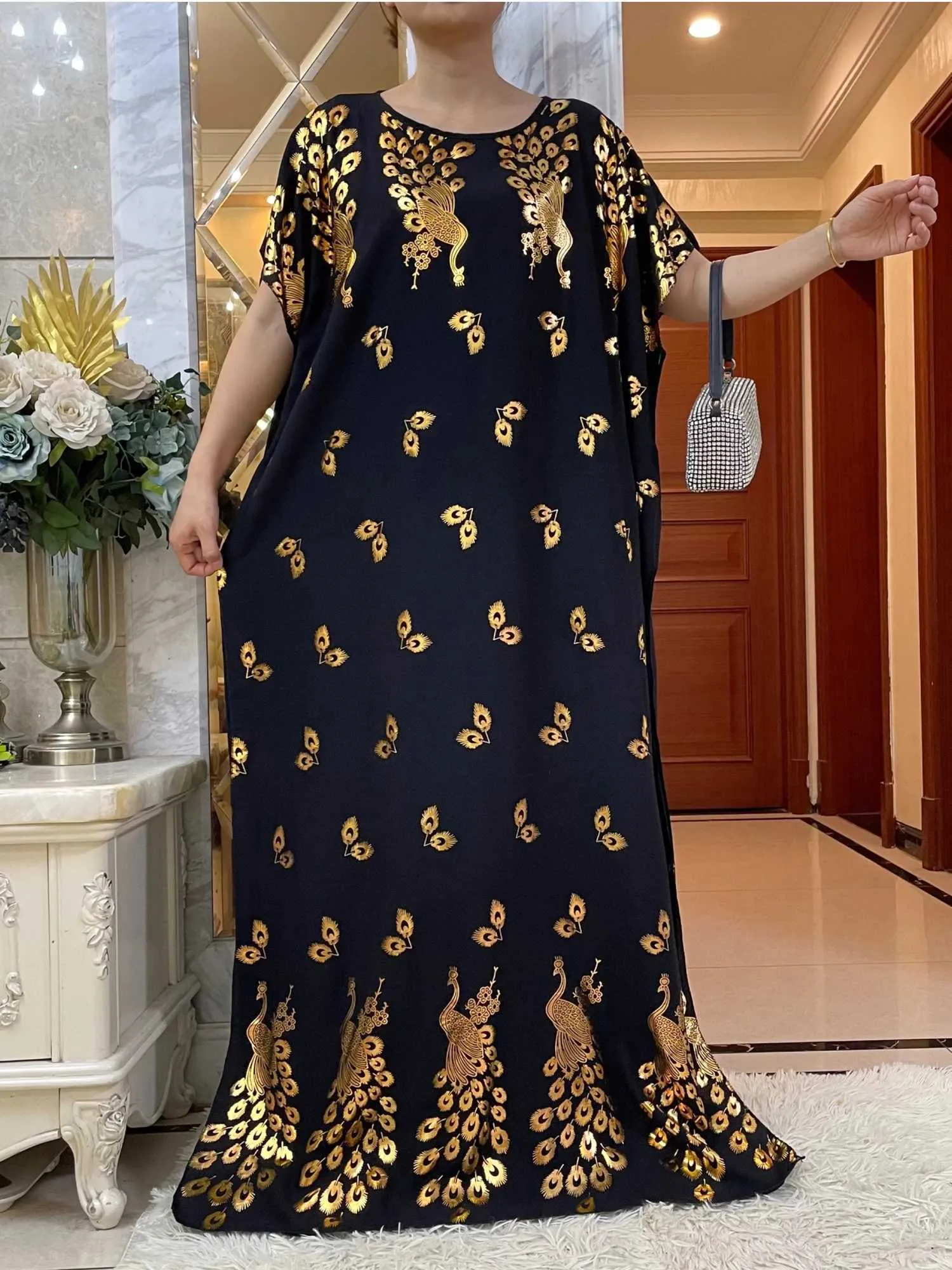 Etniska kläder 2024 African Lady Party Dress med tofsar Lång Slve Cotton Loose Gold Stamping Maxi Islam Women Abaya Cover Hands Long Dress T240510