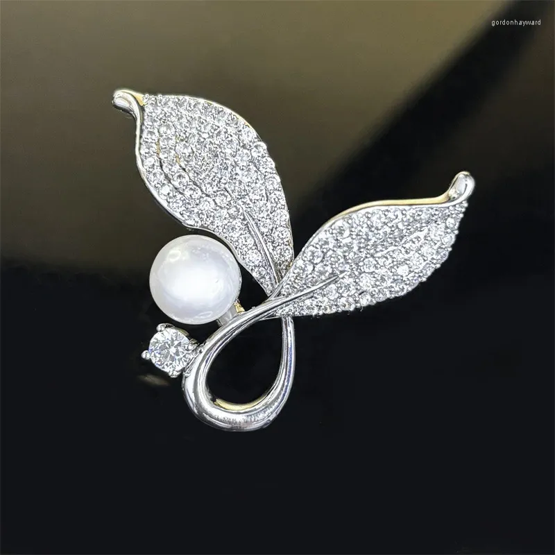Broches Owly Trendy Micro-Instrated Zircon Brooch Brooch Natural Natural Ewater Pearl Fashion Simple Simple Square Clothes Accessoires