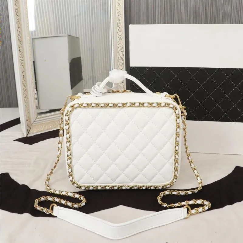 Femmes Centre de sacs à provisions de luxe Small Luxuries Assmall Vanity Case Making Board Handsbag Cosmetic Beauty a soudainement augmenté une chaîne a Guwi