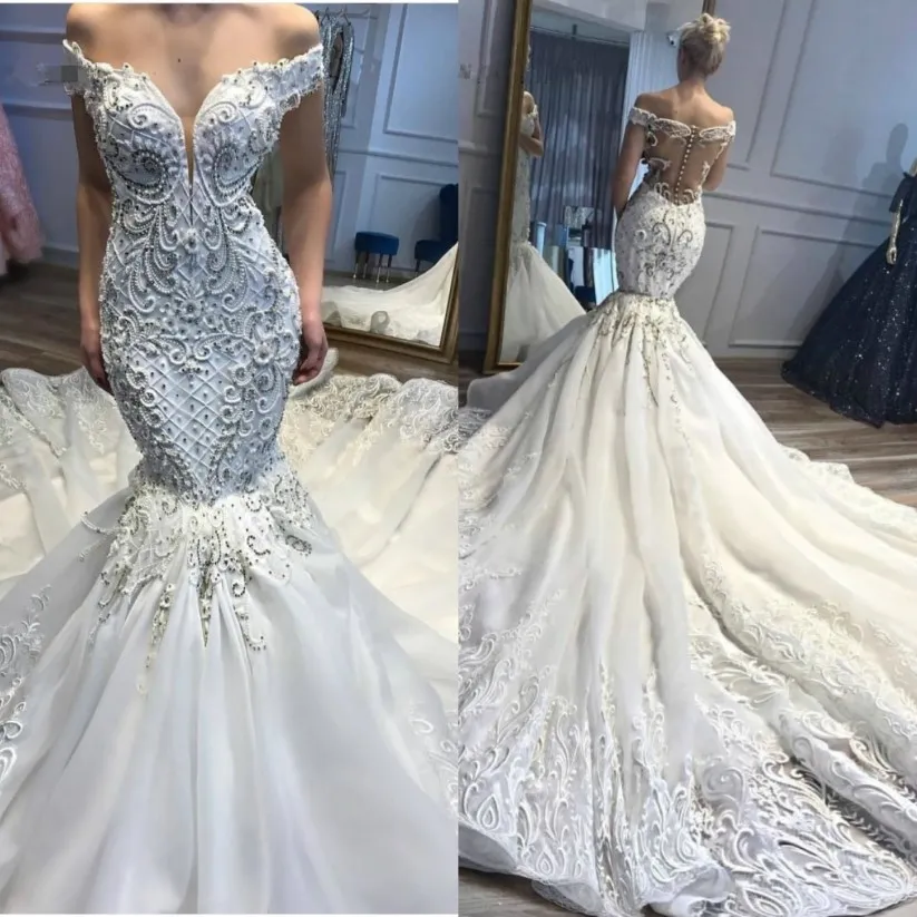 Exquisite Heavy Handwork Brautkleider Perlen Hof Zug von der Schulter Tüll Net Spitze Meerjungfrau Brautkleid Hochzeitskleider 2304