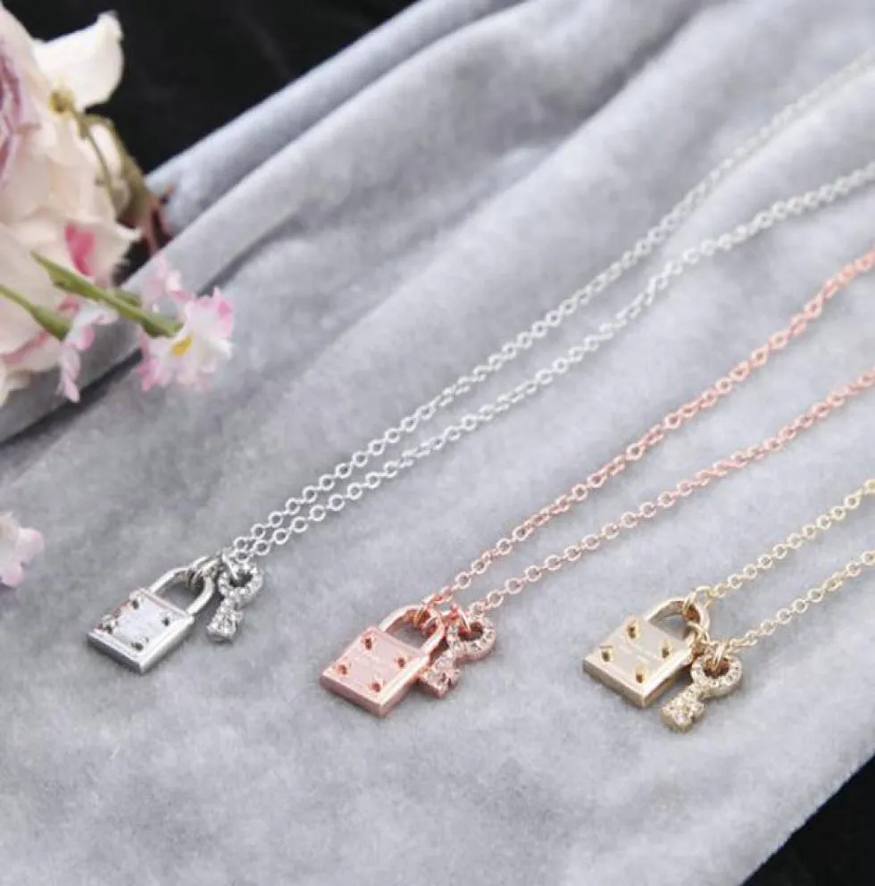 3Colors Hot Brand Tone Lock Pendant M Volledige strass Verplateerde gouden hanger ketting K Letter ketting Logo Geschenk 1393250