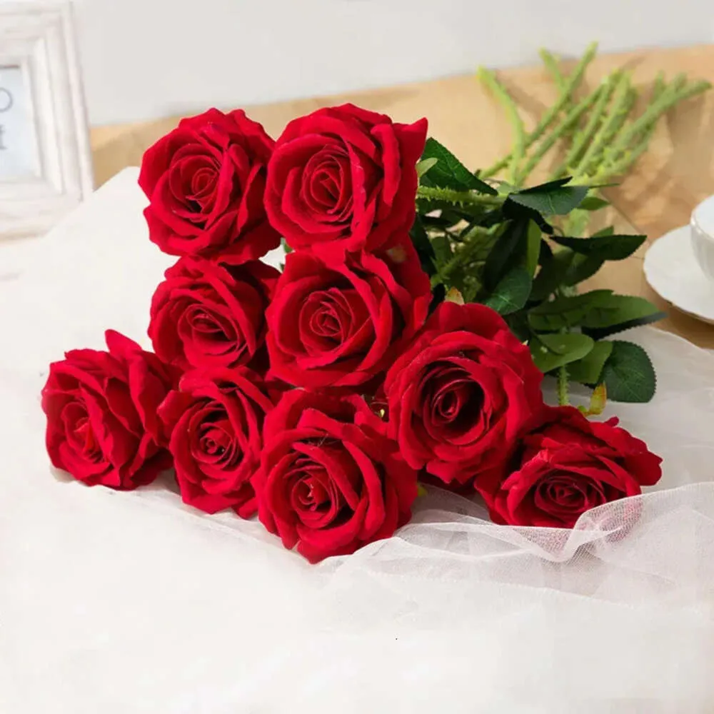 Ilk Red Rose Rosas Artificiais Bud Bud Flowers Flores falsas para casa do dia dos namorados Decoração interna S 0511