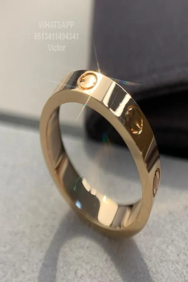 36 mm Ring V V Gold 18K ne se décolorera jamais d'anneau étroit sans diamants de luxe Marque Reproductions officielles Couple d'anneaux Adita Exq9017935