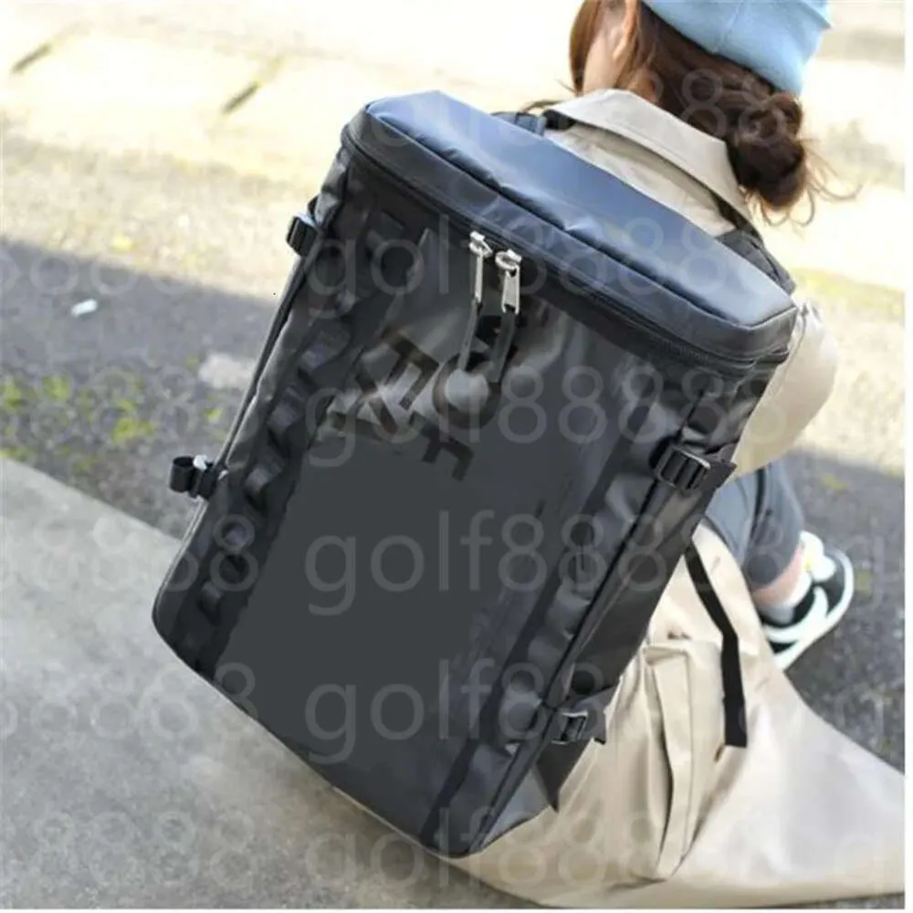 Utomhusvattentäta män Sports Fiess Bag stor kapacitetsresor ryggsäck