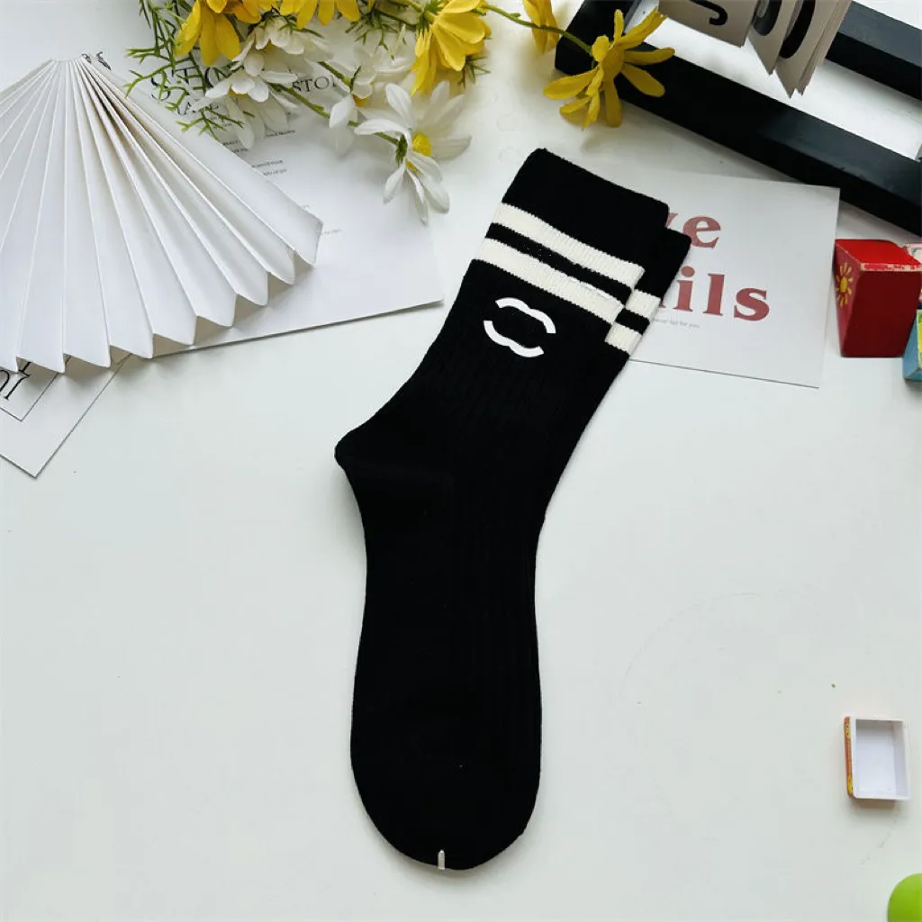 Cotton Socks Women Classic Socks Long Stockings Designers Letter Breathable Black White Mixing style Fashion Sports Casual Sock Luxury Casual Comfort