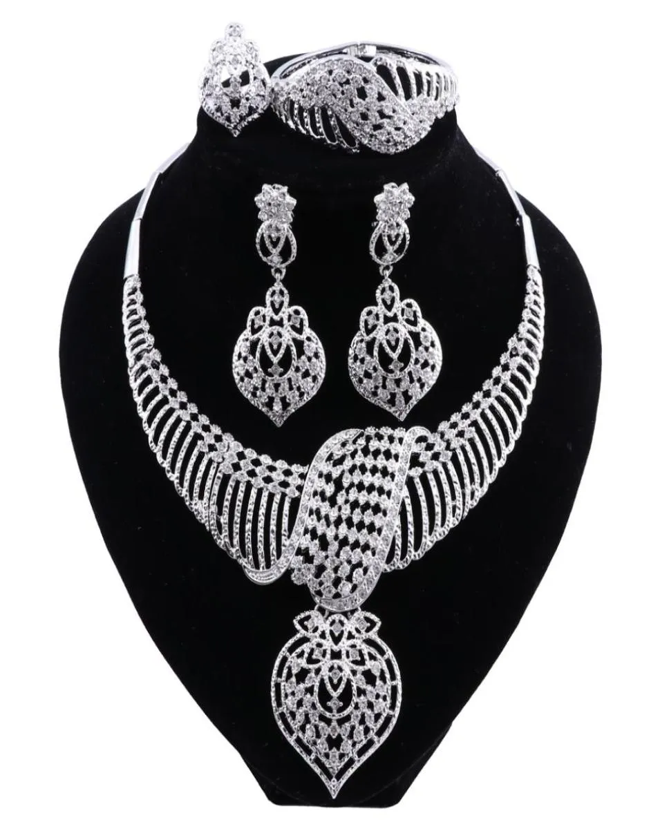NOUVELLE MODE Africain Bijoux Ensemble Dubaï Collier de mariée plaquée Silver Set Set Crystal Indian Wedding Jewelry4462057