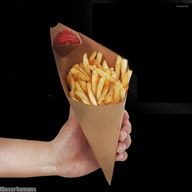 Plaques créatives de forme de cône jetable Boîte de frites et de papier kraft de qualité imperméable 10pcs Poulet frit