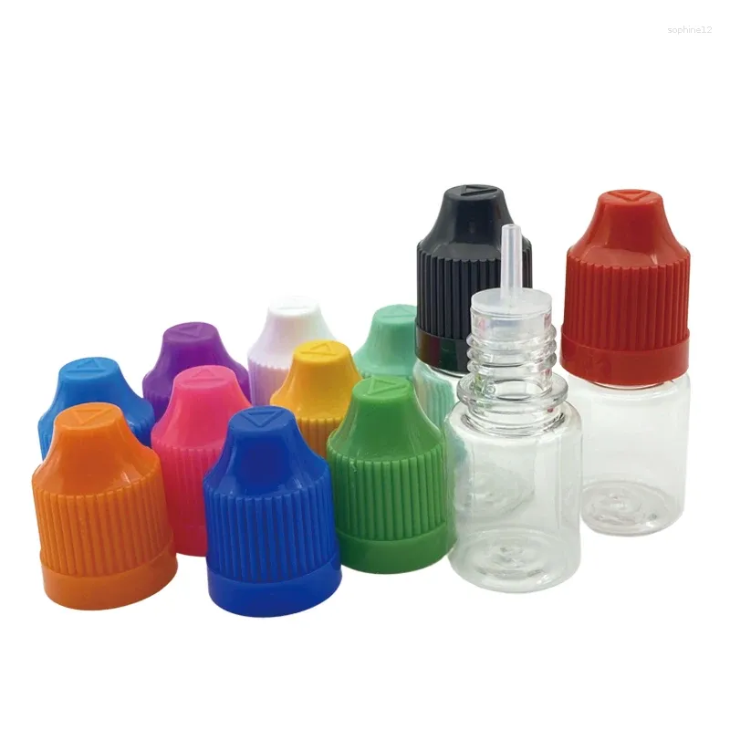Bottiglie di stoccaggio 50pcs svuota 5 ml bottiglia di gocce in plastica in plastica in chiaro con cappuccio a prova di bambino e ficcanaso liquido.