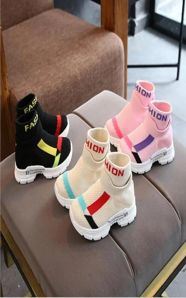 New pattern Designers Kids Sports Boots Wool Knitted Breathable Athletics Boys and Girls Running Shoes Baby Sneakers New Socks Sho6176607