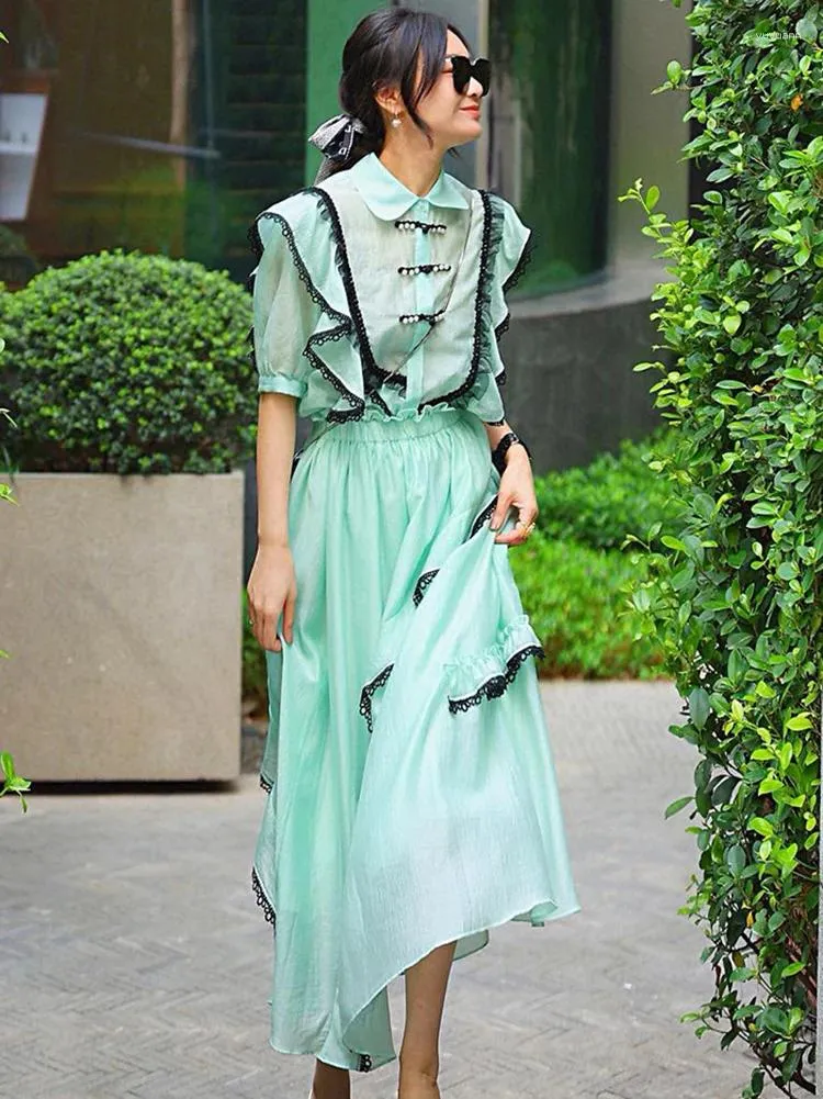 Arbetsklänningar Gipsylady French Elegant Chic Dress Set Women Green Summer 2 Piece Lace Ruffles kjol Kvinnor Blus Damer Casual Outfits