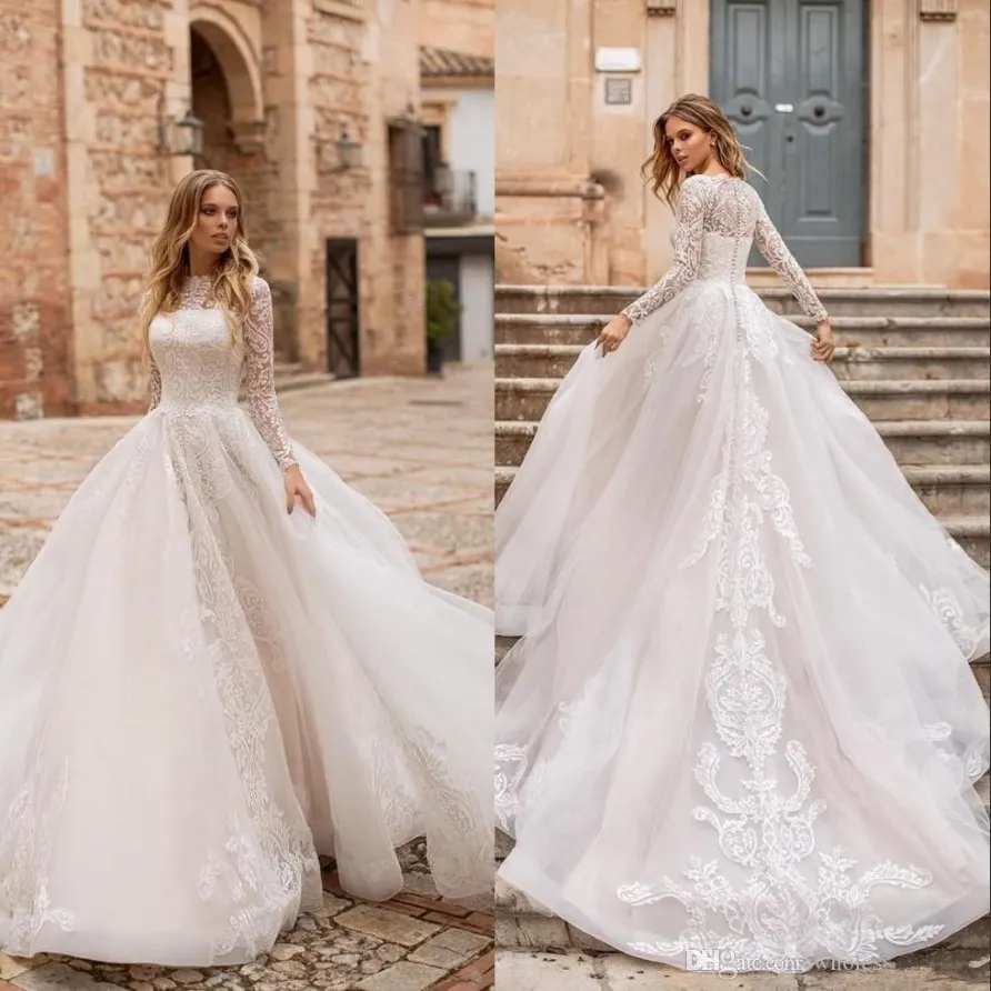 2020 New Modest Long Sleeves Lace A Line Wedding Dresses Tulle Lace Applique Court Train Wedding Bridal Gowns With Buttons robe de mari 291w