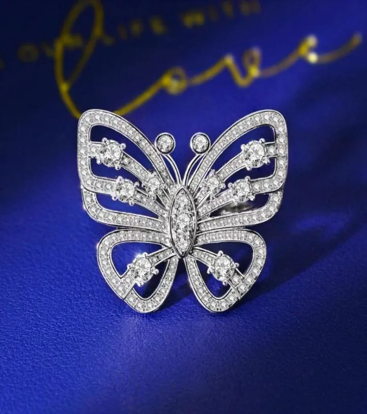 Solide 925 STERLING Silver Ring Hyperbole Butterfly Design Création des anneaux de diamant Moisanite Gift de gestion du mariage entier CLUSTE7400189