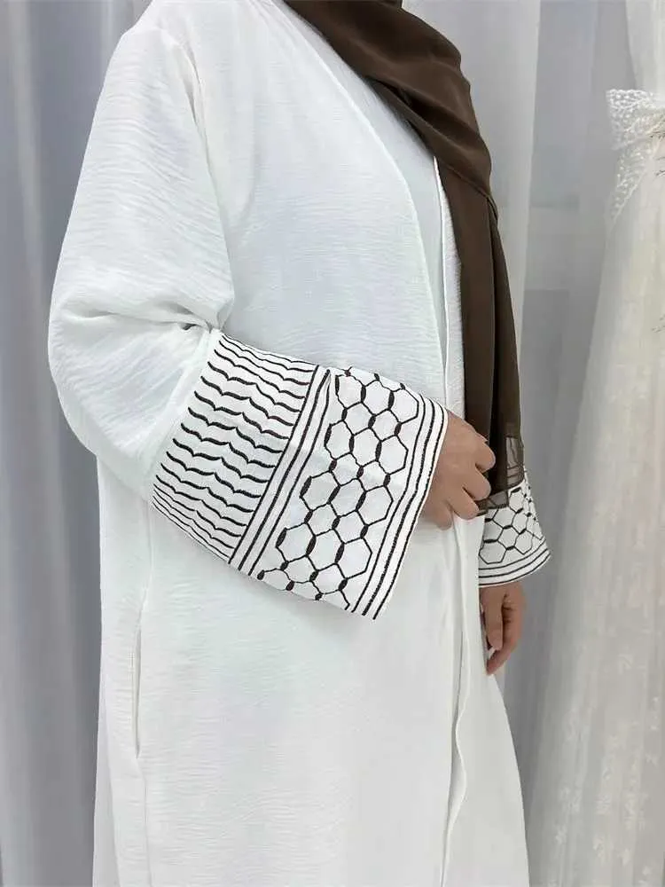 民族衣類ラマダン・イード・ホワイト・イスラム教徒の着物アバヤ・ダメン・ドバイ・トルコ・イスラム・アバヤ女性のための控えめなドレス