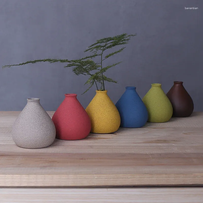 Vases 2024 simple céramique d'artisanat récipient de meubles de maison cinq salon décoration de trompette décoration créative vase sèche et humide