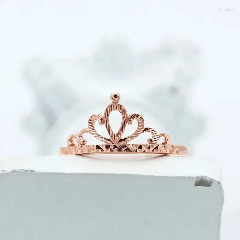 Cluster anneaux 585 Gold Purple 14K Rose Princess Crown Engagement pour les femmes ouvrant des bijoux de mariage creux haut de gamme élégant