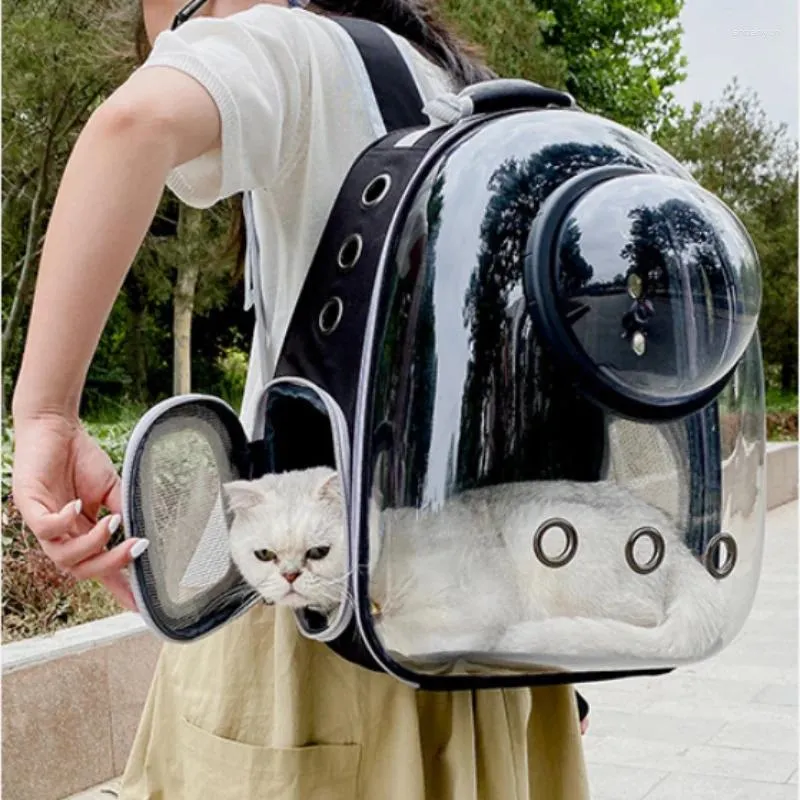 カバー付きの猫キャリアのペットキャリアバッグ通気性のある小さな犬とバックパックの移動スペースケージ