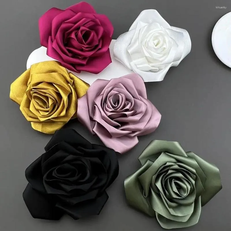 Broches en tissu art épingles à revers grandes fleurs broche broche cosage combinaison talon manteau de mariage de mariage décoration de bijoux accessoires