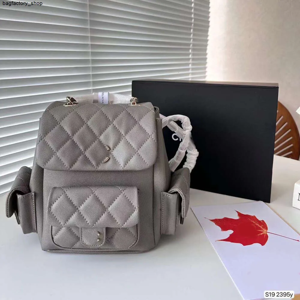 Роскошная сумочка дизайнерская сумка на плечо для вышивки кошелька с вышитым цепным рюкзаком с большими возможностями. Повседневная мода Универсальная пригородная сумка Backpackzn2a