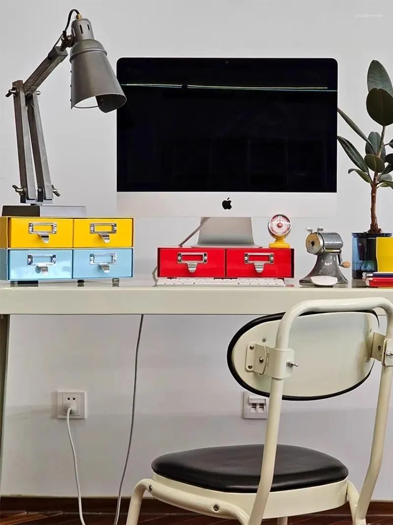 Mutfak Depolama Metal Kutusu Tezgah Çekmecesi Basit Masaüstü Düzenlemesi İstiflenebilir Makyaj Kılıfı