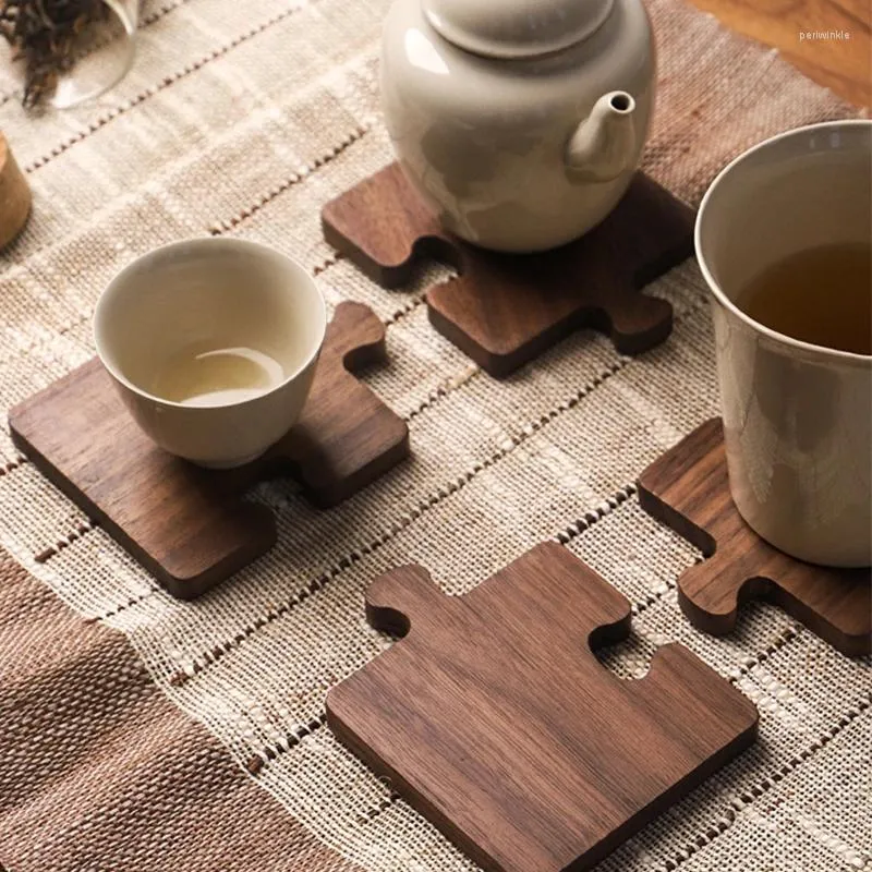 Tischmatten Schwarze Walnuss-Untersetzer Massivholz Wärmeisolierung Anti-Scald Küchenversorgungen Tee-Zeremonie-Puzzle Modell