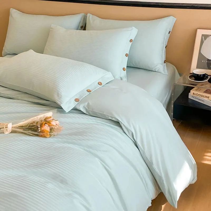 Ensembles de literie luxueux 4 plaques de satin de soie PC |Feuille plate |La taie d'oreiller est une qualité soyeuse douce