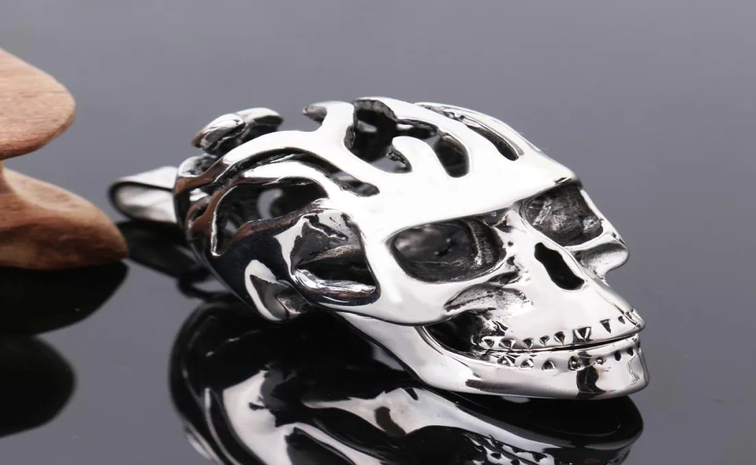 Collana a ciondolo cranio 3D per uomo Biker Punk Collezione Punk Gioielli Acciaio inossidabile in acciaio inossidabile MEN039s Halloween Jewelry5545117